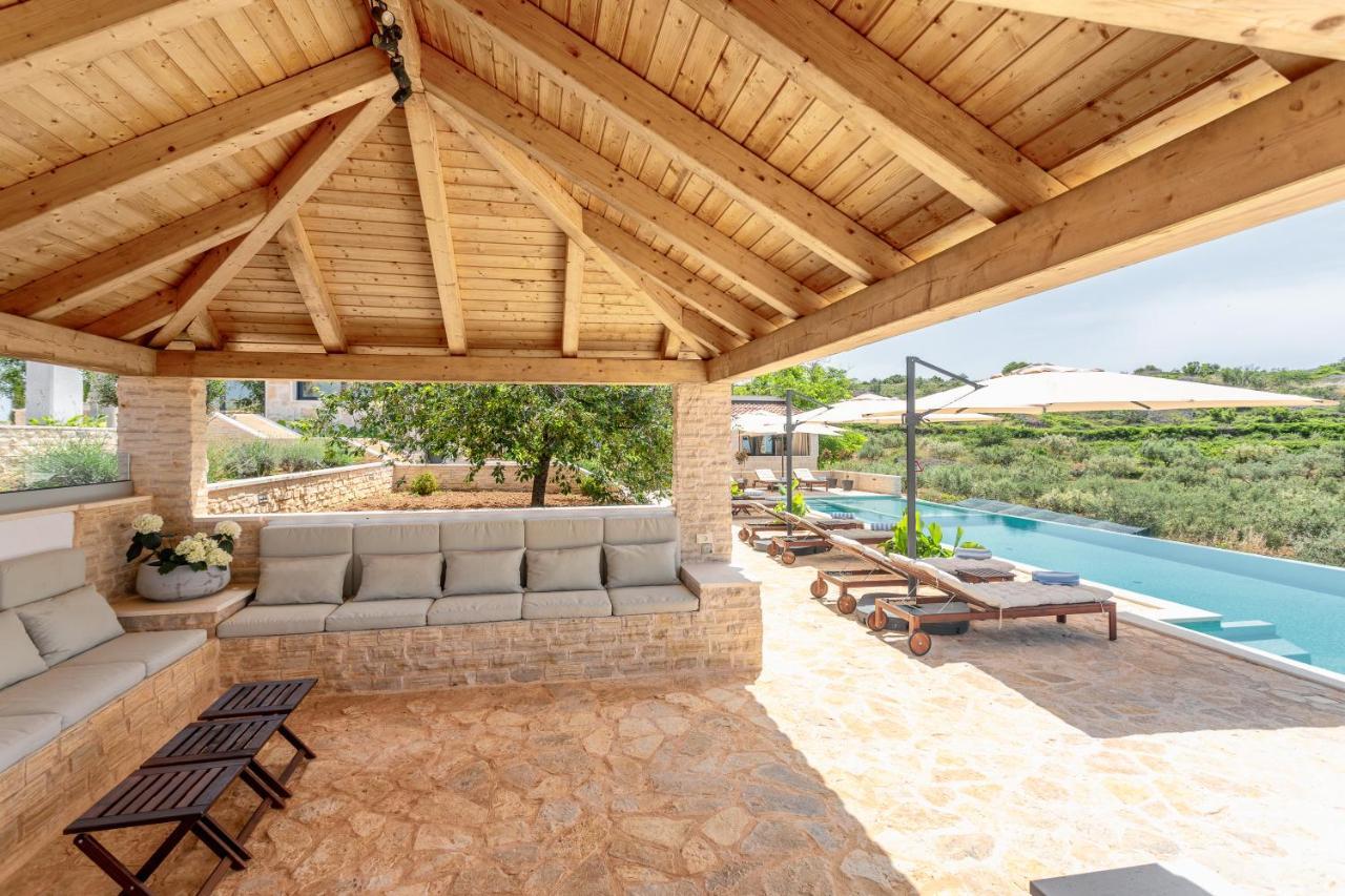 Vidikovac Levanda Luxury Loža *